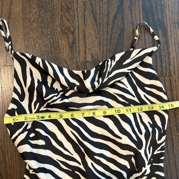 Urban Outfitters Mallory Zebra Cowl Neck Mini Slip Dress Size Medium - Picture 5 of 7